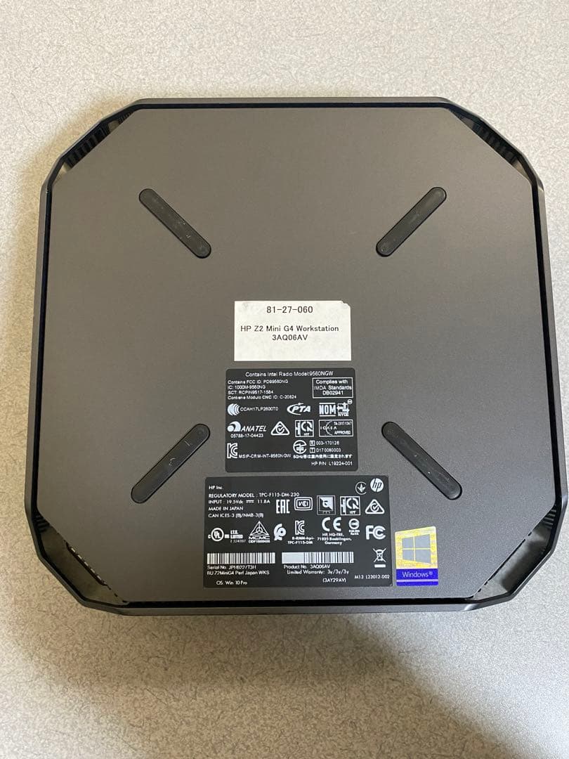 HP Z2 Mini G4 Xeon E-2144G 16GB　256GB