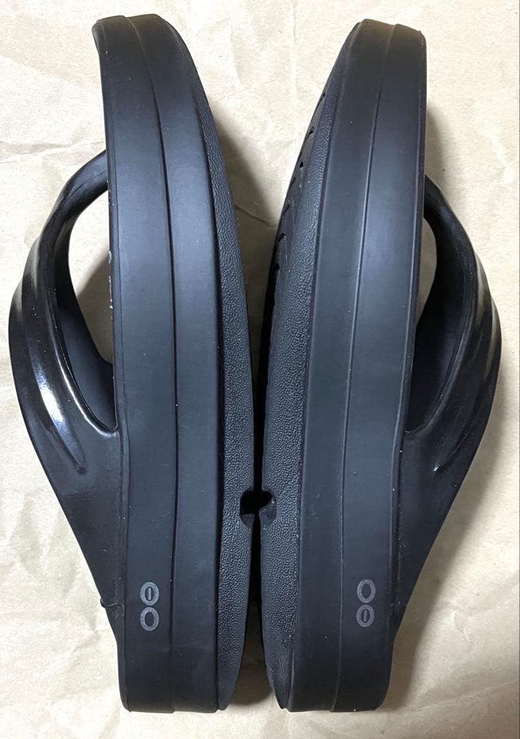 【値下げ可】OOFOS / OOmega EXCLUSIVE EU41