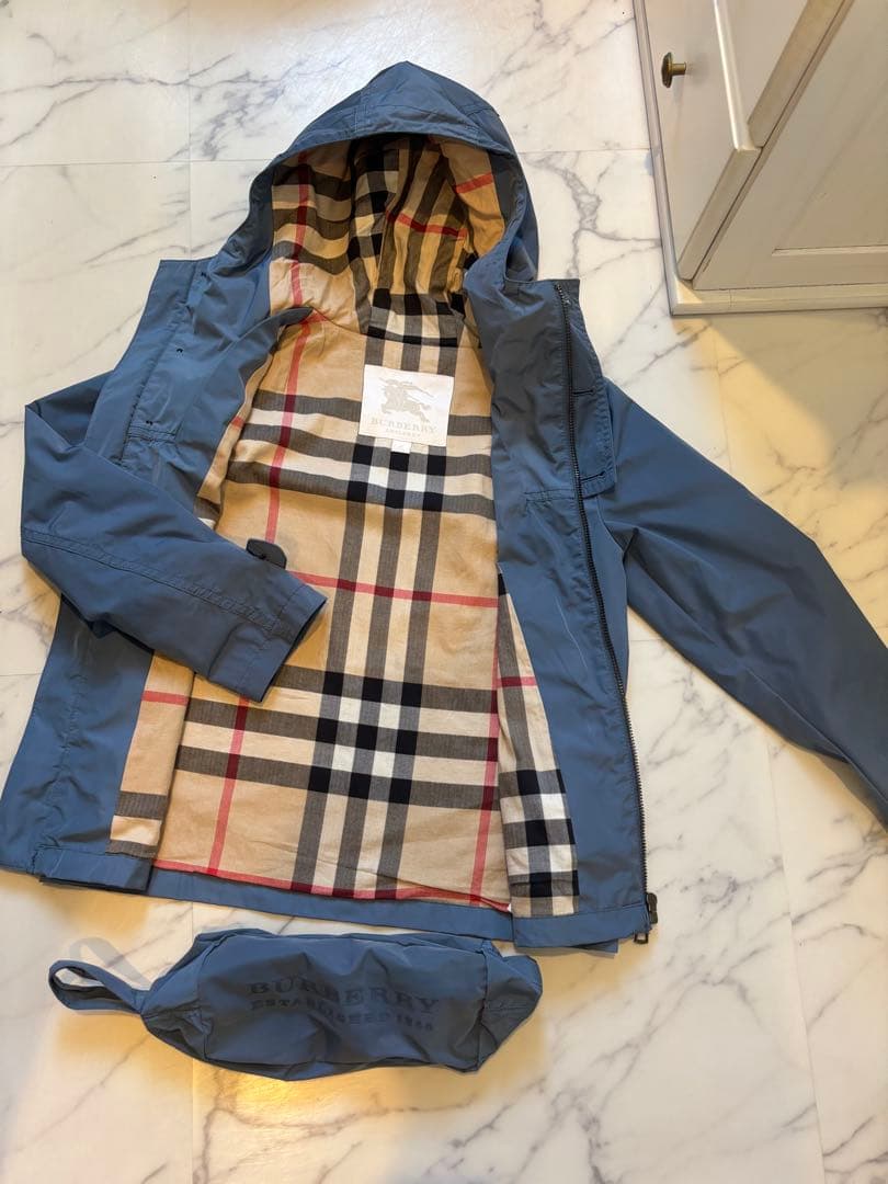 BURBERRY CHILDREN フード付きジャケット　ブルゾン