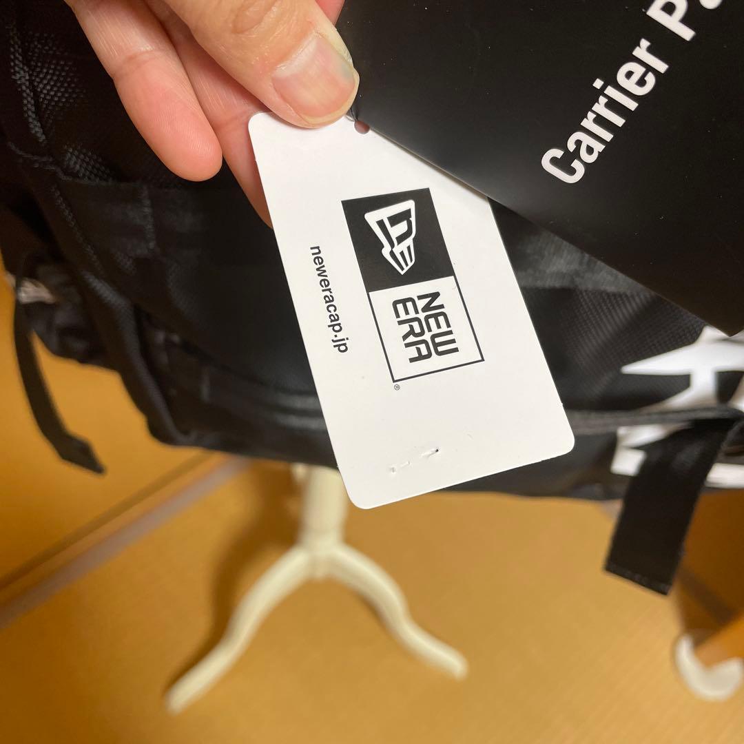 美品　NEW ERA ブラック バックパック
