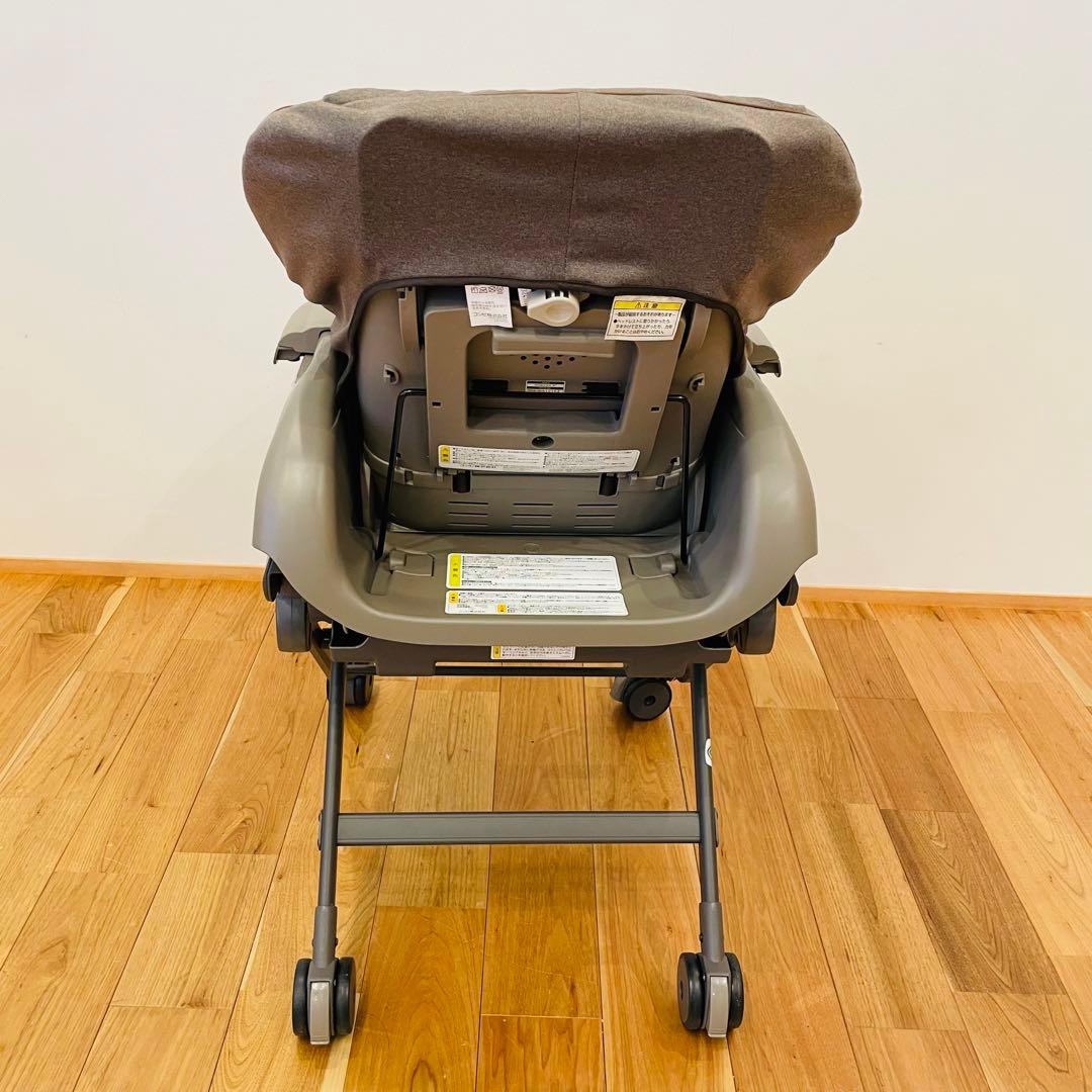 美品 コンビ ネムリラ　AT オートスイング　シンプライト　トイザらス限定モデル