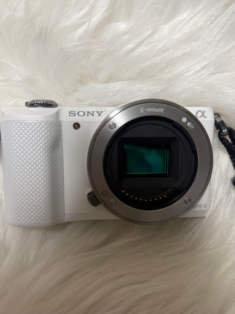 SONY a5000 パワーズームレンズキット ホワイト　本体