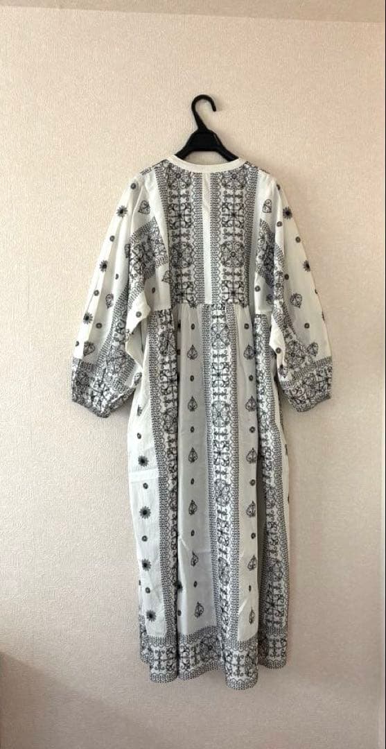 新品　ヤマダヤ　Ampleインド綿 刺繍ワンピース　フリーサイズ