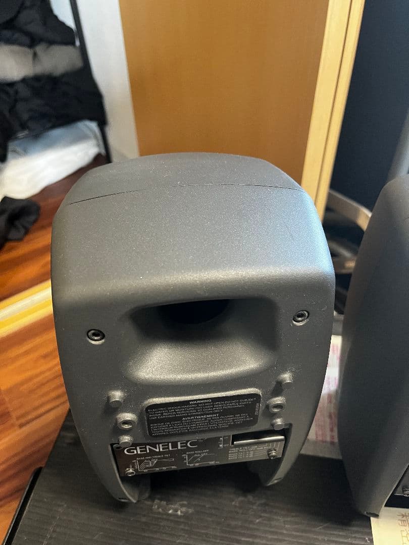 m*中様 GENELEC アクティブスピーカー 8020a