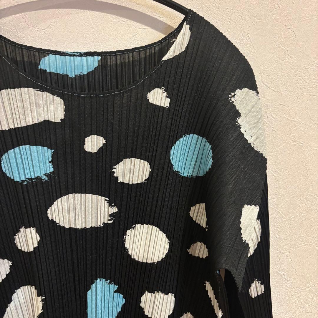 プリーツプリーズ　ドット柄長袖チュニック