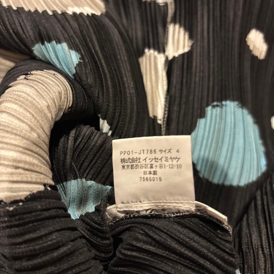 プリーツプリーズ　ドット柄長袖チュニック