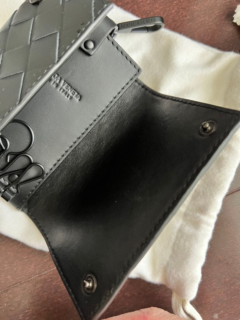 BOTTEGA VENETA ブラック レザー キーケース