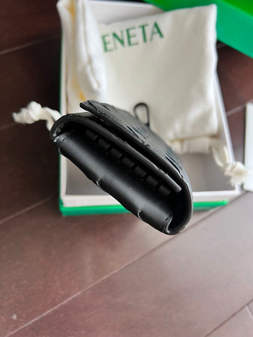 BOTTEGA VENETA ブラック レザー キーケース