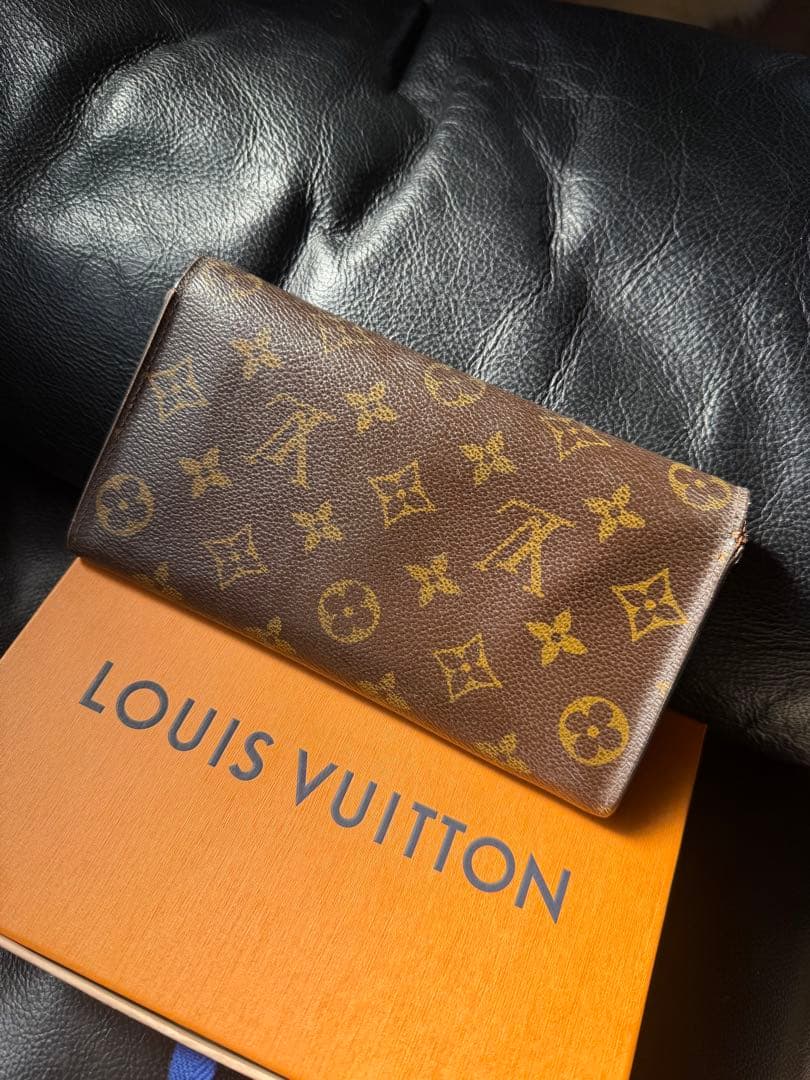 LOUIS VUITTON ポルトフォィユサラ 美品