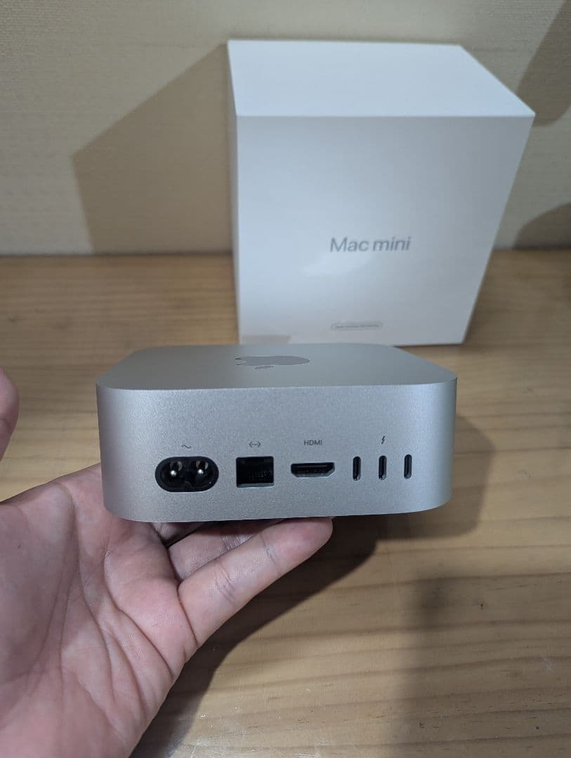 美品 m4 Mac mini 10コア メモリ16gb 256gb