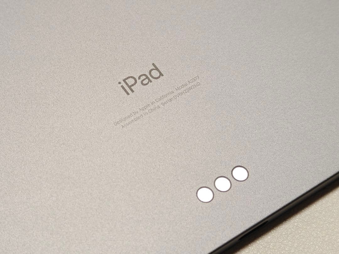 iPad Pro 11インチ / 新品保護ガラス / カバー+ペン付属