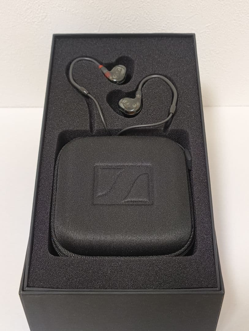 イヤホン SENNHEISER IE 400 PRO / SMOKEY BLACK
