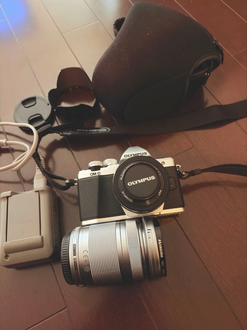 Olympus OM-D E-M10 mark2ミラーレス一眼