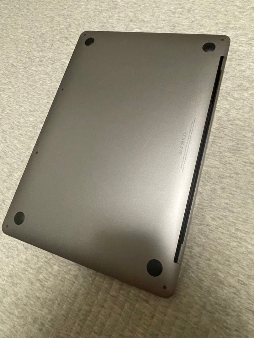 タイムセール中　Apple MacBook Pro 13-inch 2019