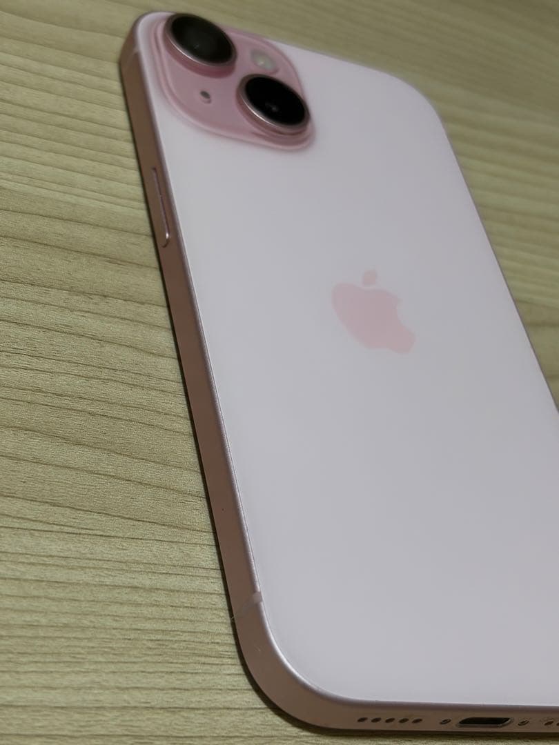 iPhone15 256GB ジャンク気味？ 本体