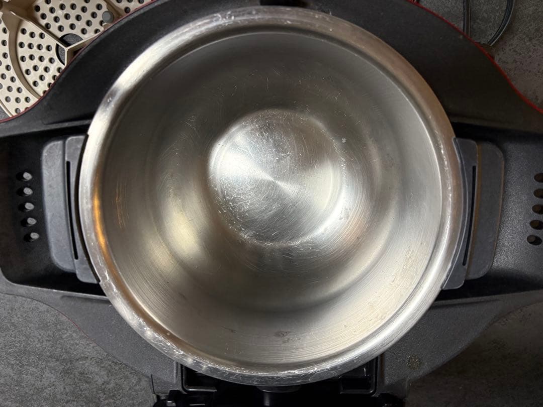 ヘルシオ ホットクック KN-HT99A-R 電気無水鍋 シャープ 日本製