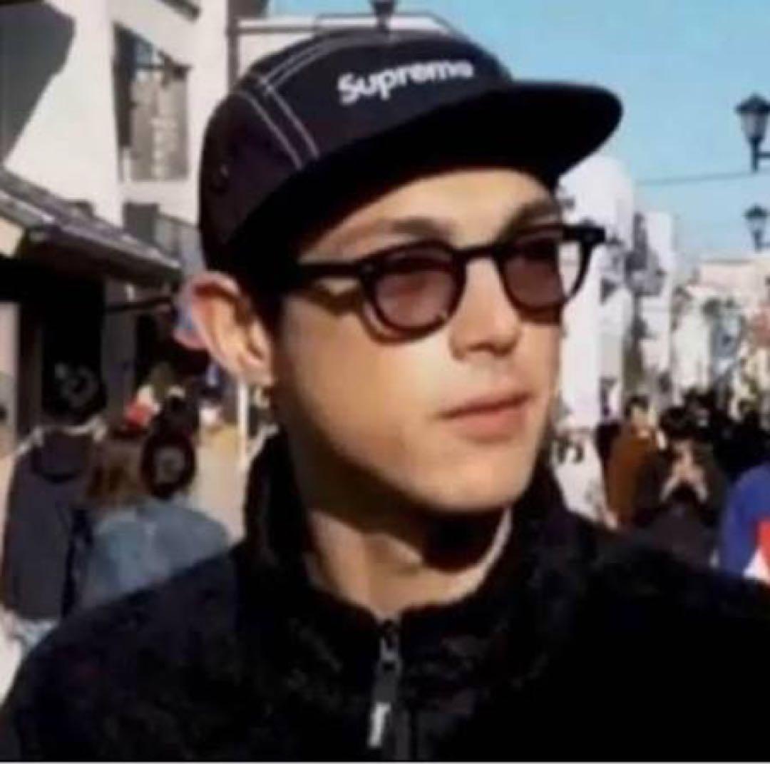 Supreme ブラック キャップ ストレートバイザー