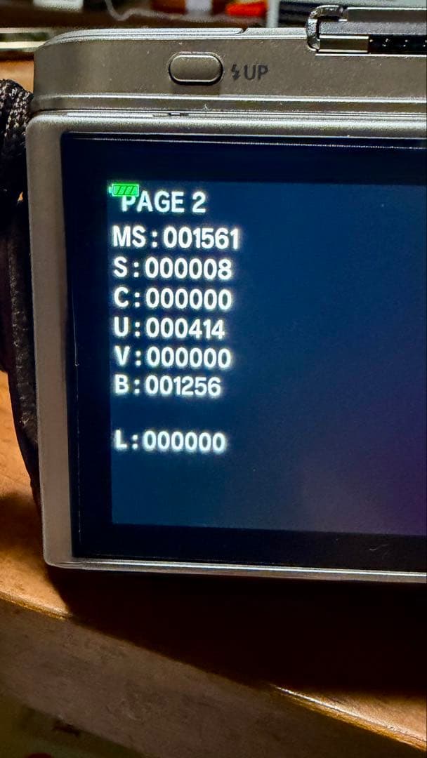 ☘️OLYMPUS PEN E-PL10 ダブルズームキット ☘️カメラがバー付