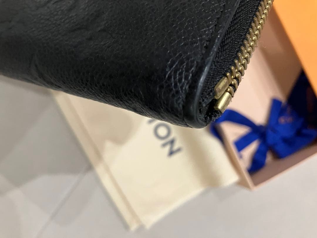 LV 長財布ブラック