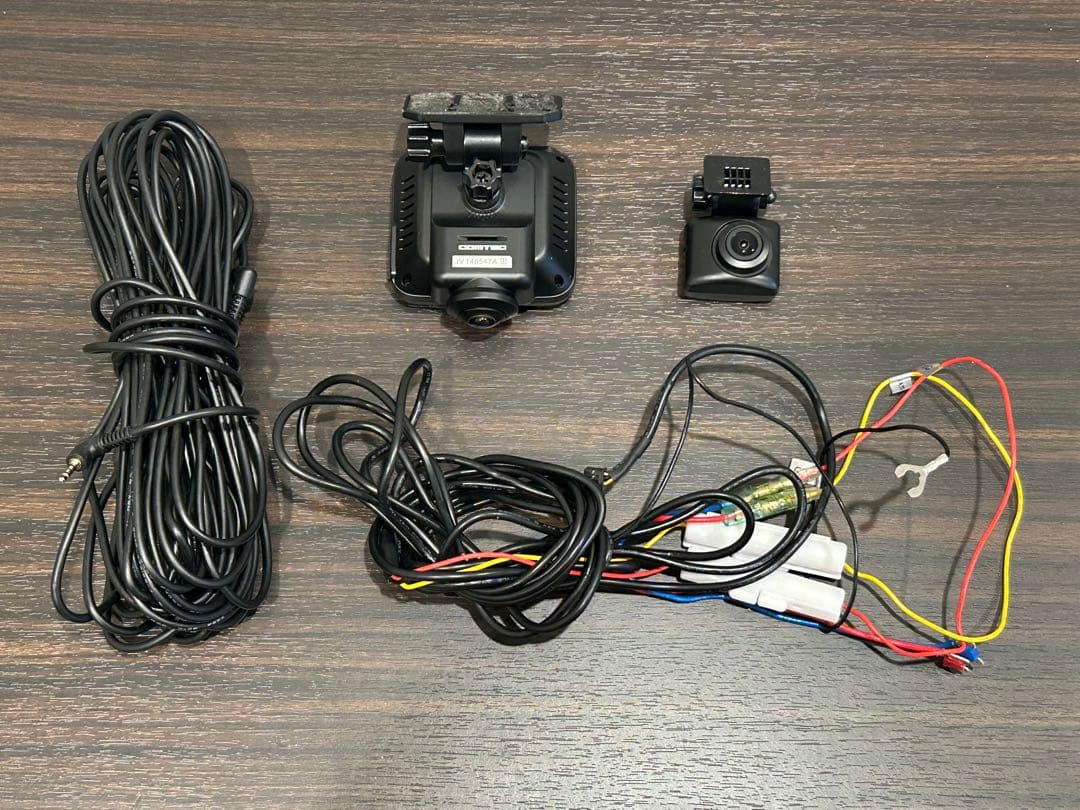 COMTEC ZDR037ドラレコ前後　360° 駐車監視直結配線付中古