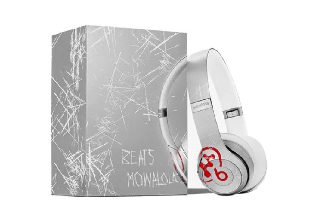 Mowalola × Beats コラボヘッドフォン シルバー