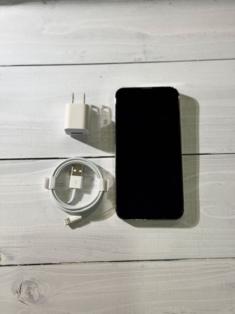 Apple iPhone 13 Pro 512GB充電器付き