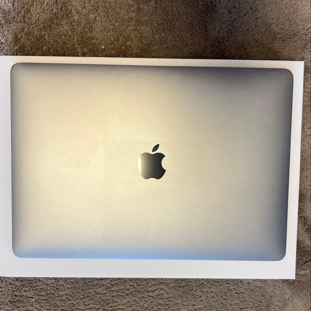 MacBook Pro 2020 13インチ i7 32GB 1TB