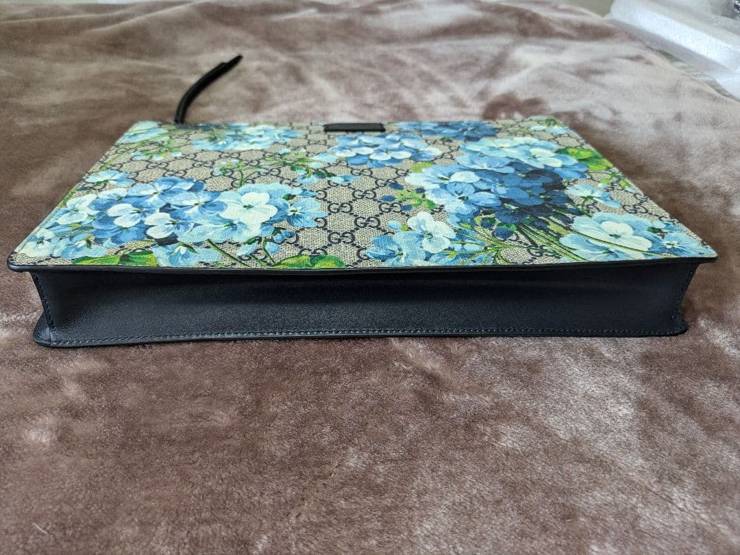 S*8様 GUCCI 花柄 クラッチバッグ A4対応