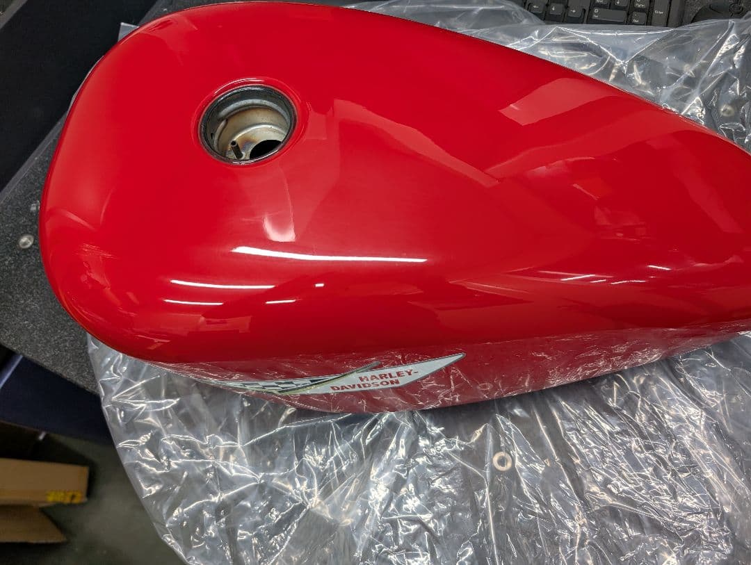 Harley-Davidson スポーツスター ~03純正タンク　3.3ガロン