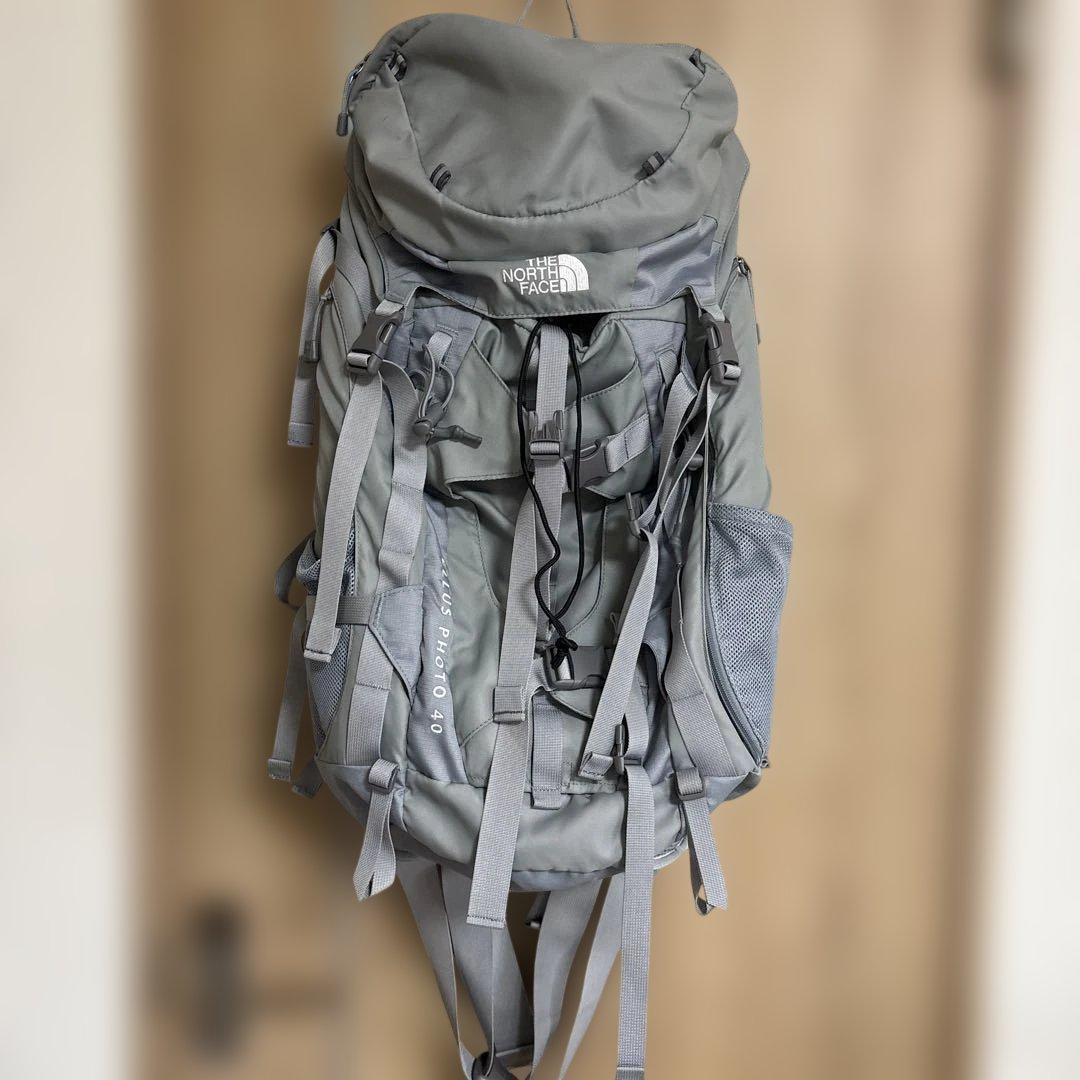 【美品】THE NORTH FACE リュック　40L グレー