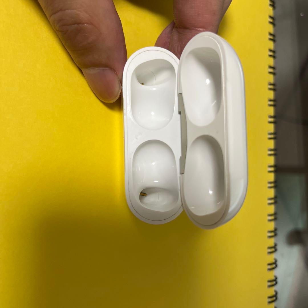 【ジャンク品】AirPods Pro 本体 充電ケース付き
