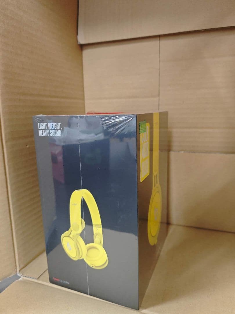 未開封beats mixr イエロー　ヘッドホン