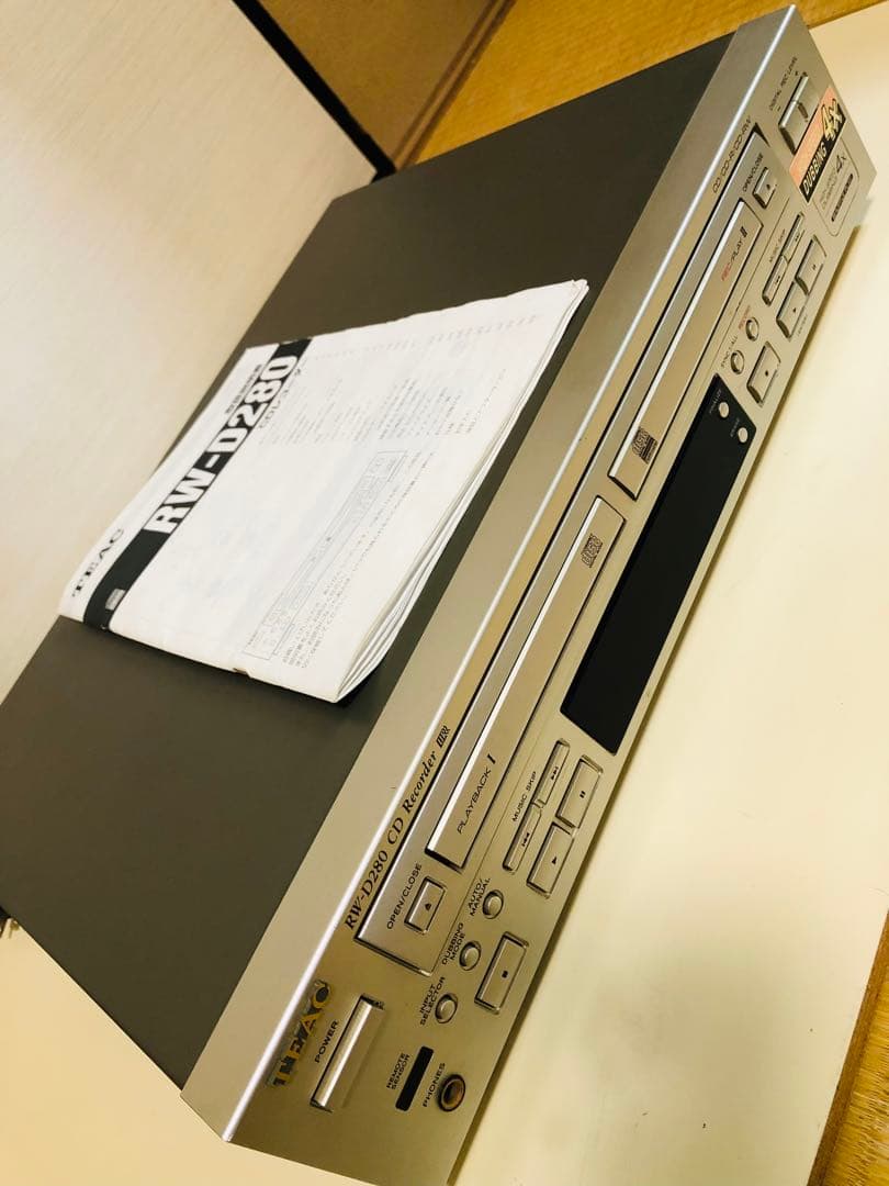 TEAC RW －D 280 CD recorder