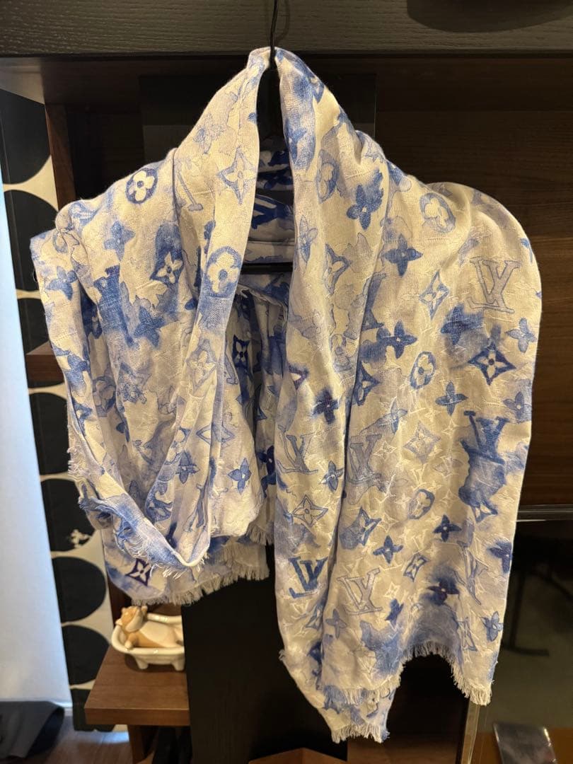 Louis Vuitton ロゴパターン ストール　ウォーターカラー