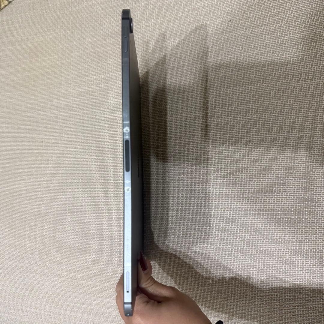 iPad Pro(第1世代)64GB Wi-Fiモデル スペースグレー