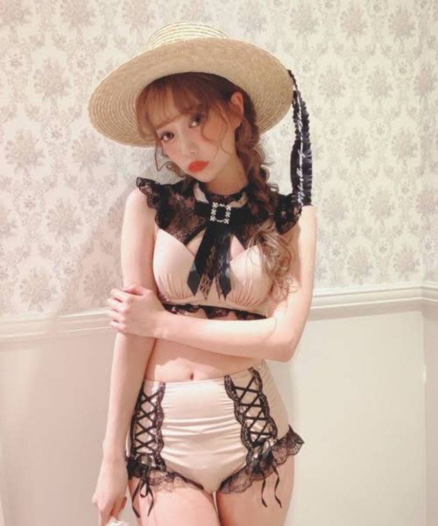 swankiss スワンキス　水着