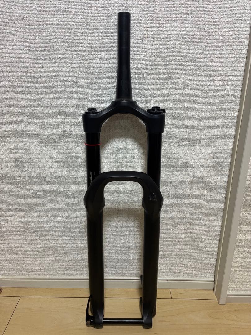 ROCKSHOX Lyrik 160mm 29インチ　ブースト規格