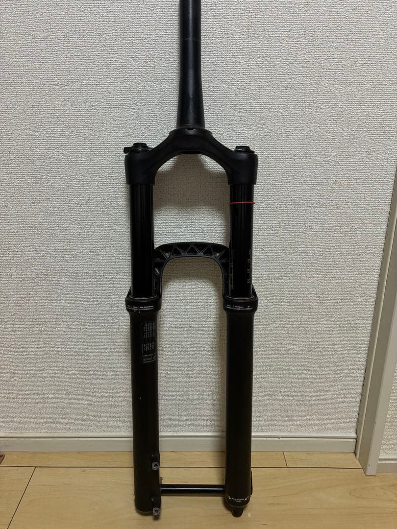 ROCKSHOX Lyrik 160mm 29インチ　ブースト規格