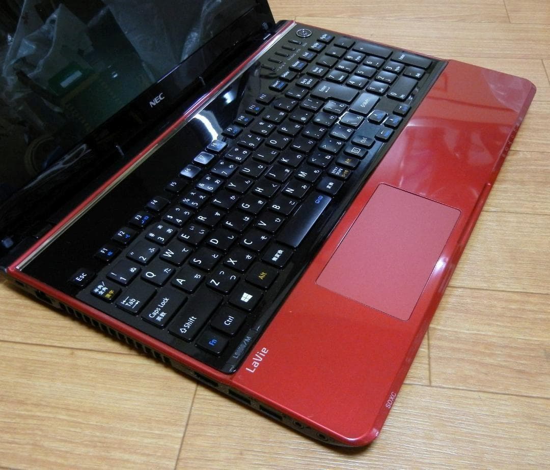 Core i3 SSDで快適 オフィ-ス付き　NEC LaVie ノートパソコン