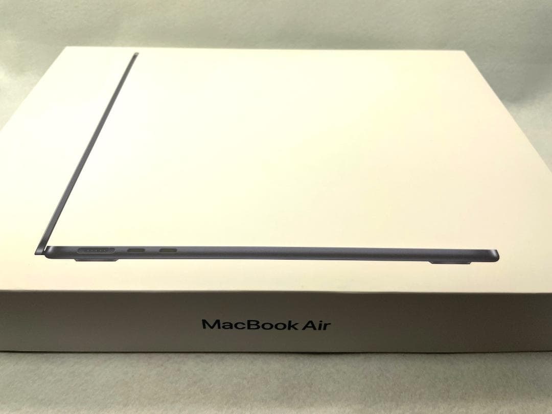 MacBook Air M2 8GB 256GB ミッドナイト 充放電36回