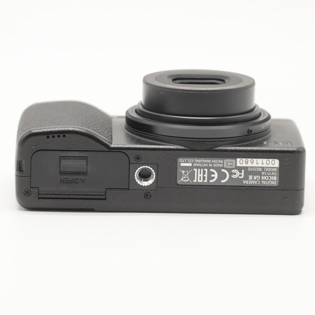RICOH GR III デジタルカメラ　ショット数19329枚