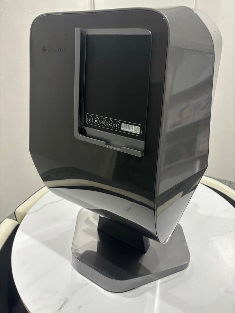 エストラボ　　FACE-DX9 美肌診断機