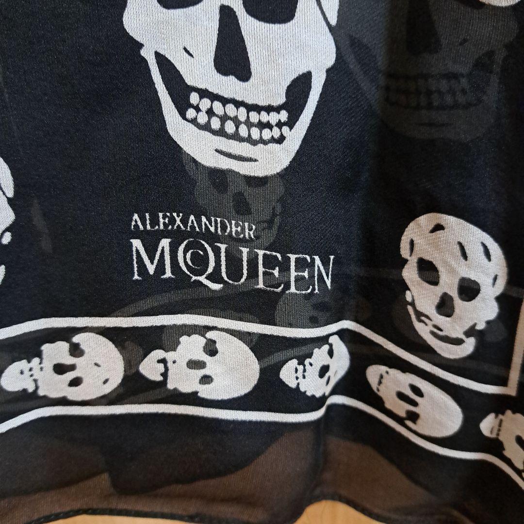 ALEXANDER MCQUEEN スカル柄　スカーフ