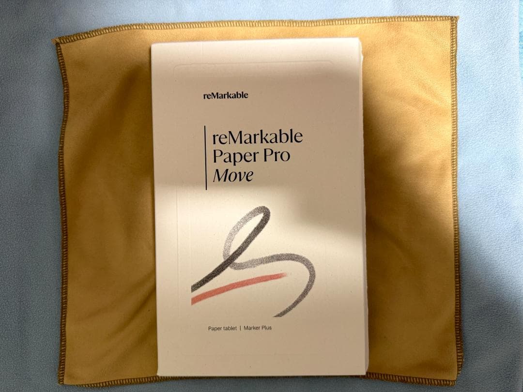 reMarkable Paper Pro Move MarkerPlusケース付