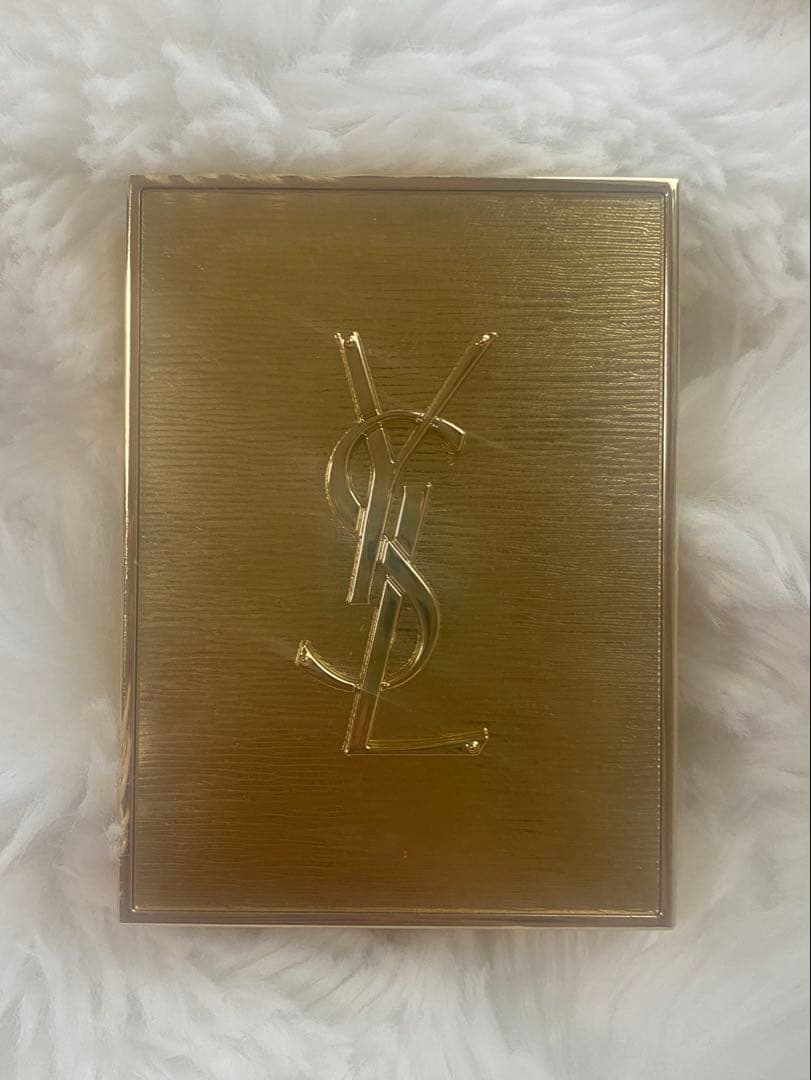 YSL イヴ・サンローラン　クチュールミニクラッチ　025