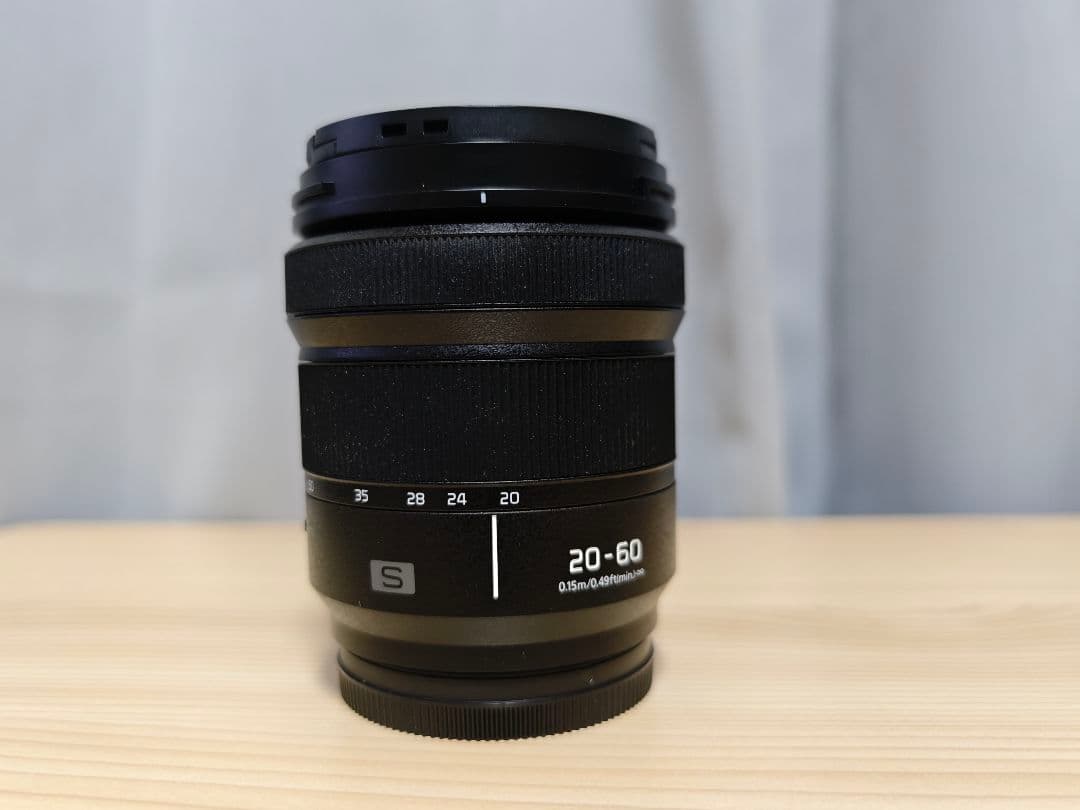 レンズ(ズーム) Lumix S20-60