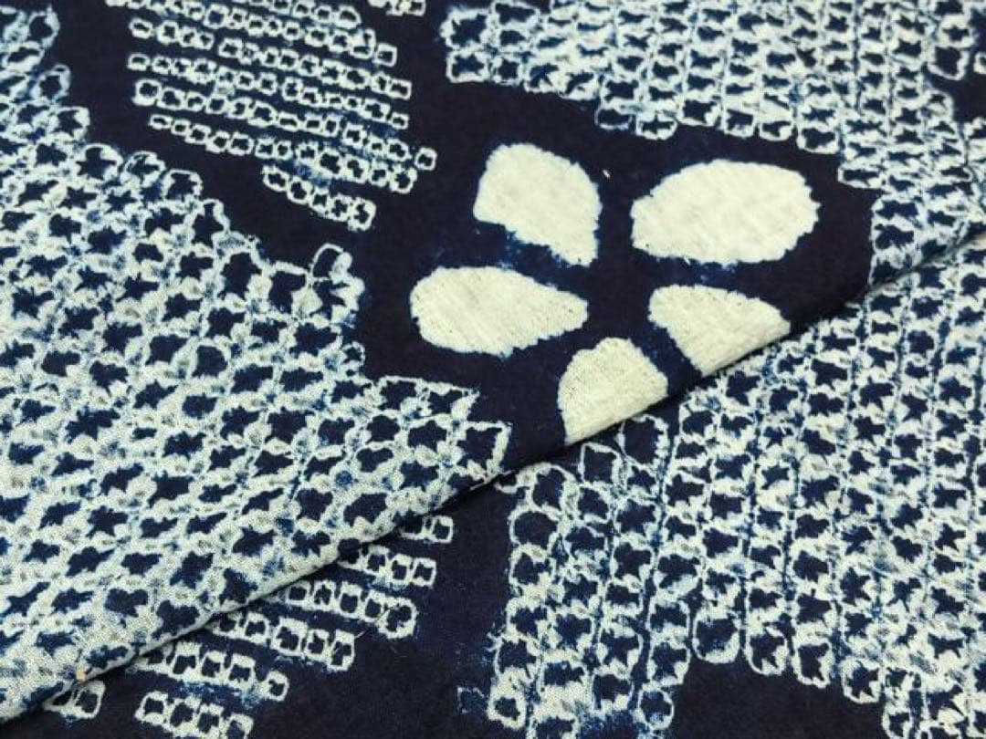 浴衣　有松絞り　三浦絞り　紺地ワントーン　有松成美絞り　綿　花文様