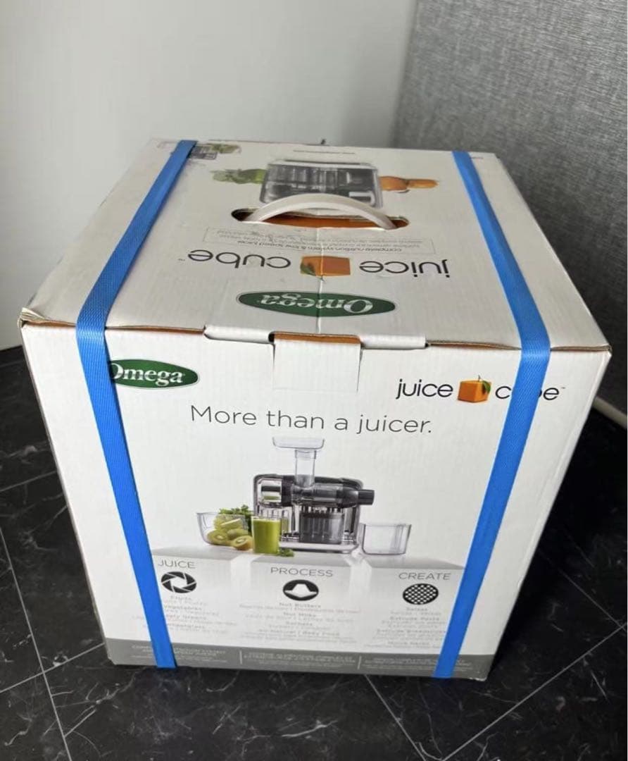 家電 Omega/オメガ ジュースキューブ 300 ジューサー シルバー