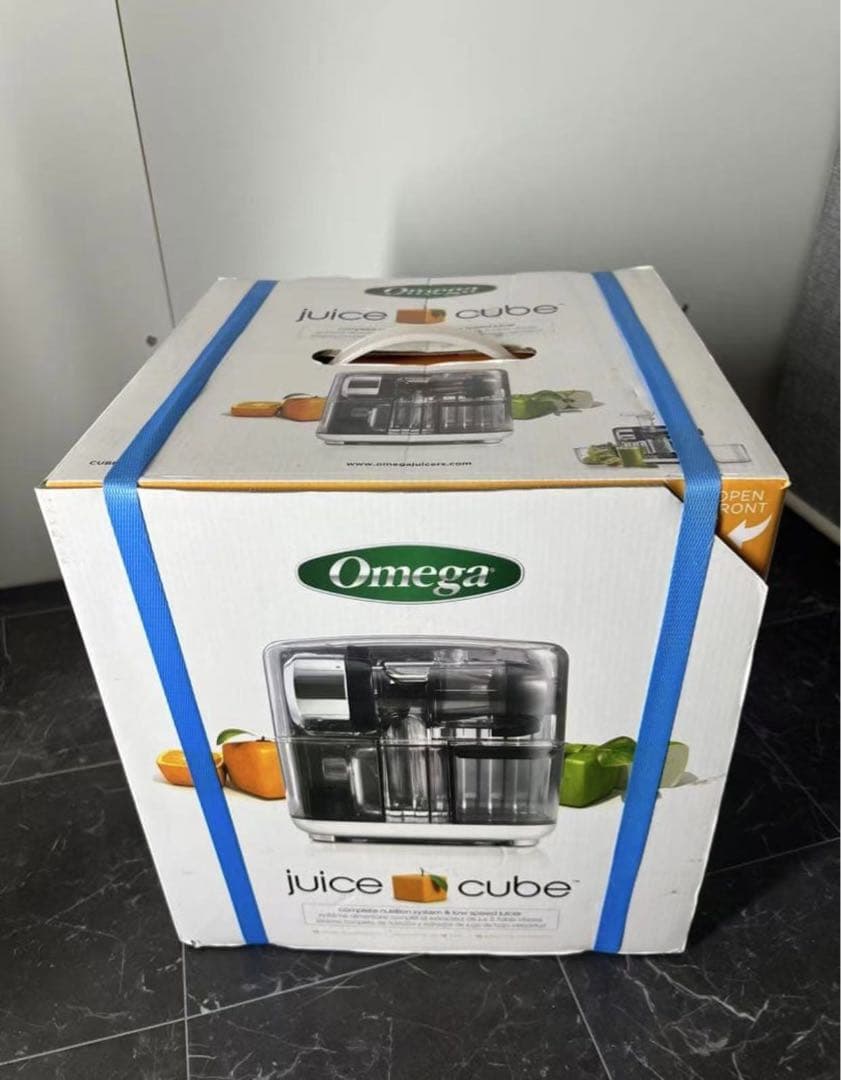 家電 Omega/オメガ ジュースキューブ 300 ジューサー シルバー