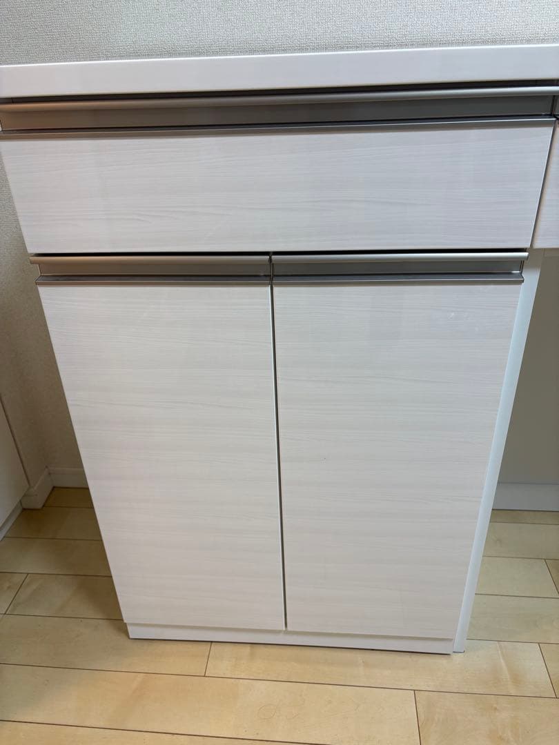 （値下げ、美品、送料込）ニトリ　キッチンボード　リガーレ　120cm